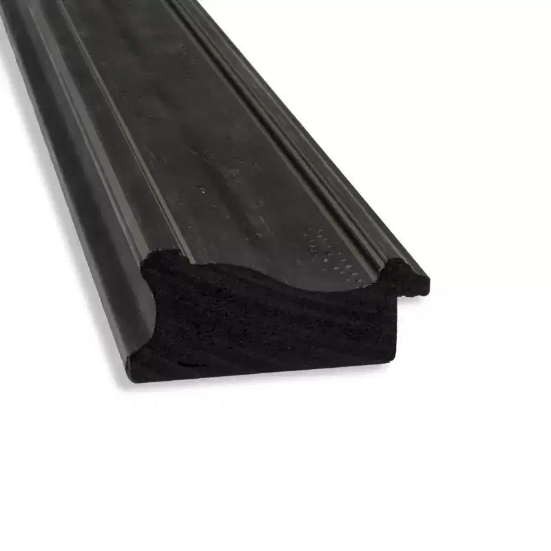 Miroir mural étroit noir Épave de 56x71 cm sans biseau : Rectangle moderne, cadre en polystyrène, quincaillerie de montage incluse