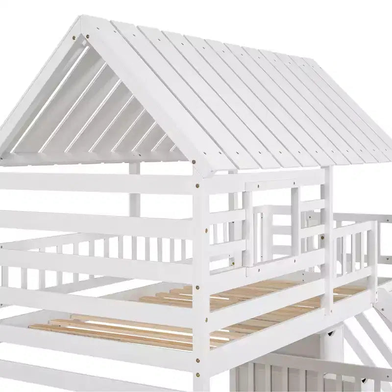 Lit superposé cabane jumeau sur jumeau avec lit gigogne et toboggan, escalier de rangement, toit et design de fenêtre