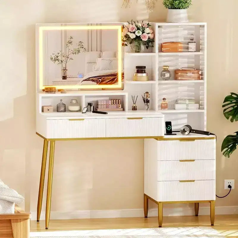 Commode de chambre avec lumière et prise de courant, étagère de rangement en bois avec 5 tiroirs, design alcôve moderne, parfaite pour chambre ou dressing